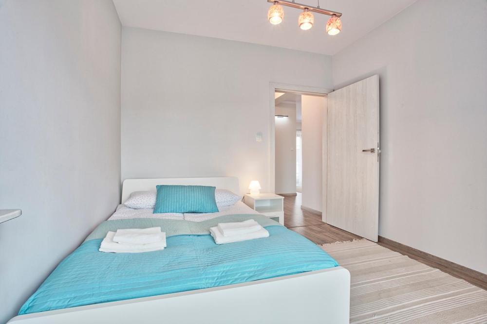 Family Apartment By Tyzenhauz Krakow Luaran gambar