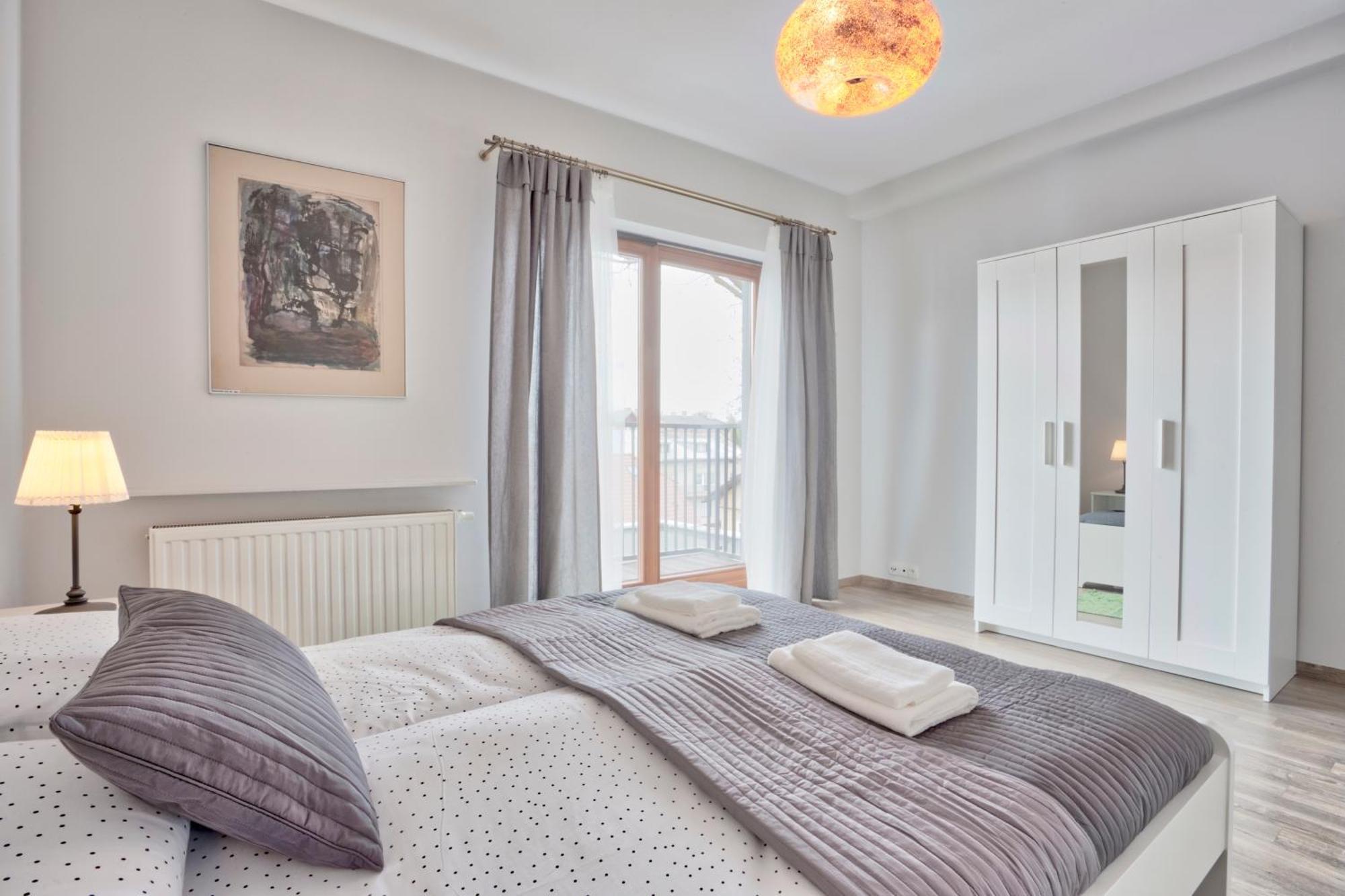 Family Apartment By Tyzenhauz Krakow Luaran gambar